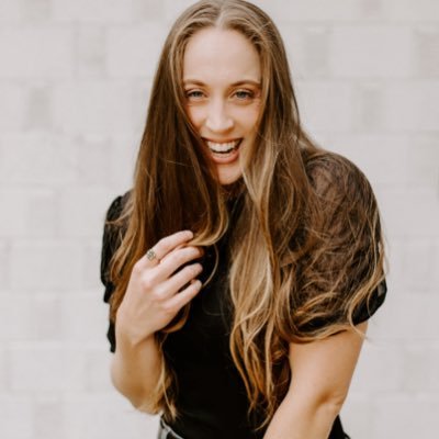 Profile Picture of Angela Krauss (@AngelaRose_3) on Twitter