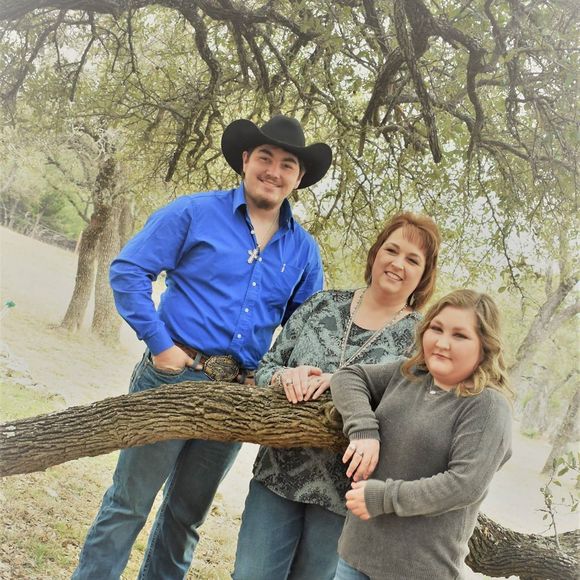 Profile Picture of Tammy Tidwell branham (@tbranham1970) on Poshmark