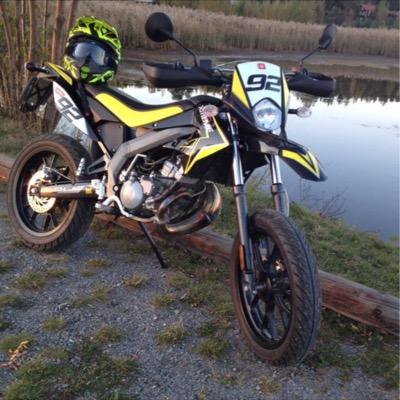 Profile Picture of Erik Mika Elfstrand (@ErikErikme1) on Twitter
