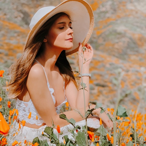 Profile Picture of Lexi Quievryn (@lexquiv) on Poshmark