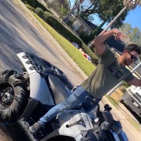 Profile Picture of Ivan Benavides (@ivan_benavides) on Poshmark