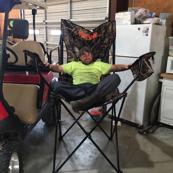 Profile Picture of Andrew Yarbrough (@mktool1987) on Poshmark