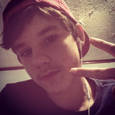 Profile Picture of Hunter Manning (@huntermanning18) on Twitter