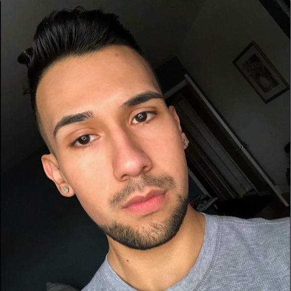 Profile Picture of Alvaro Bonilla (@bonilla2018) on Poshmark