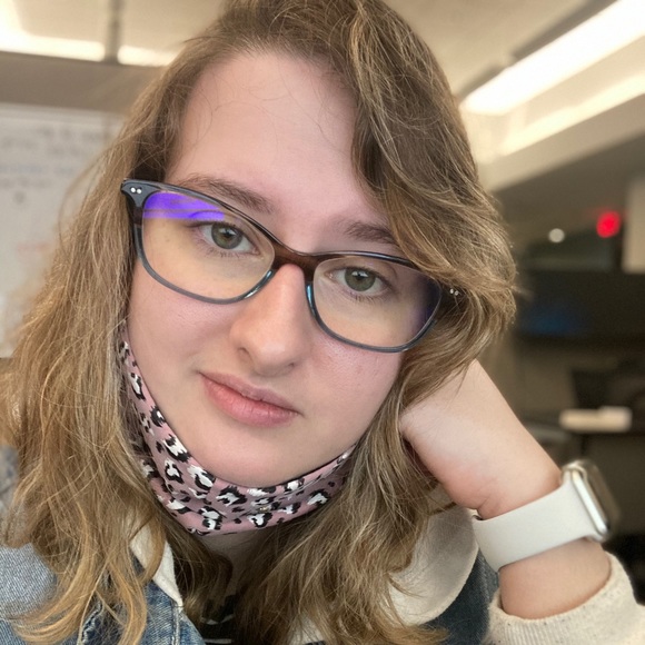 Profile Picture of Keelin Manning (@kmanningtx) on Poshmark