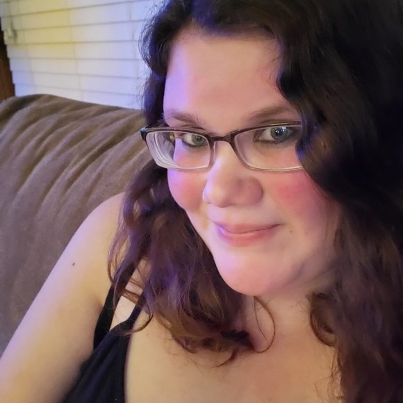 Profile Picture of Misty Smart (@smartgirl17) on Poshmark