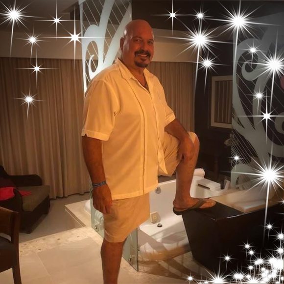 Mark Strassburger - Poshmark Profile Picture of Mark Strassburger (@marco21257) on Poshmark