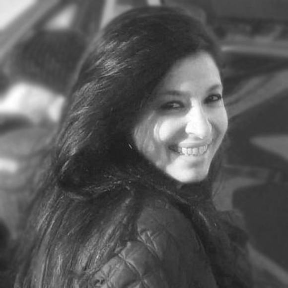 Shefali Adya - Poshmark Profile Picture of Shefali Adya (@shefaliadya) on Poshmark