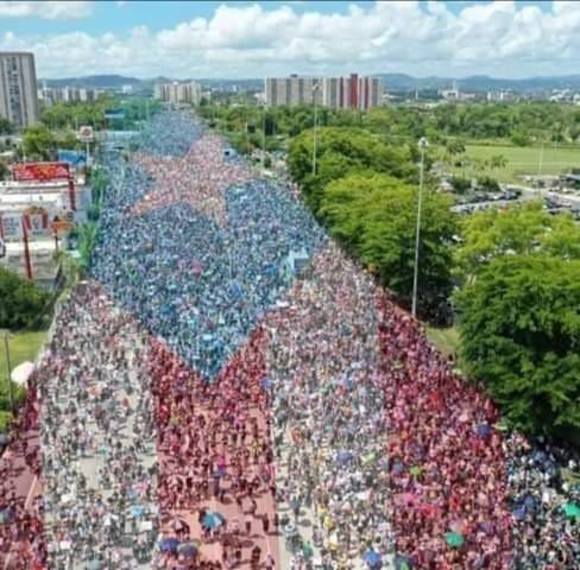 Profile Picture of Gilbert Acevedo (@guarionex4960) on Poshmark