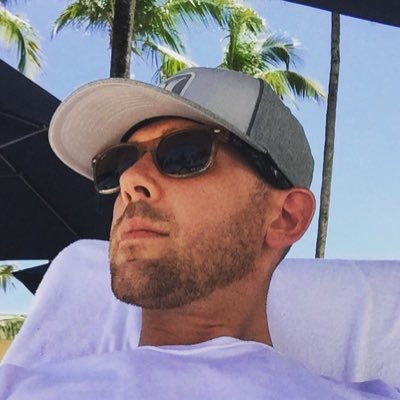 Profile Picture of Pjdevvv (@PaulJDevaney) on Twitter