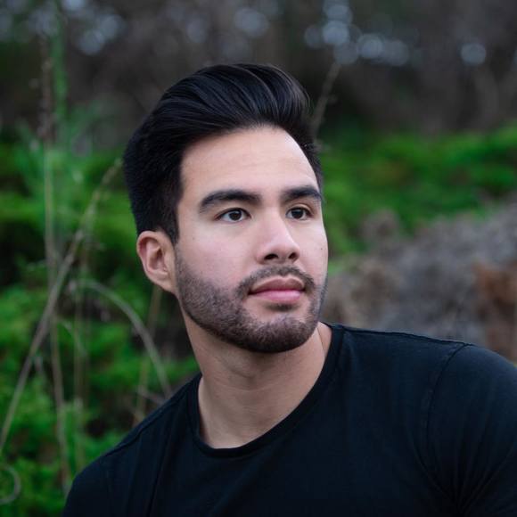 Profile Picture of Patrick Lim (@patricklim) on Poshmark