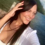 Profile Picture of 𝙇𝙐𝘾𝙄𝘼 (@lucy_ogandog) on Instagram