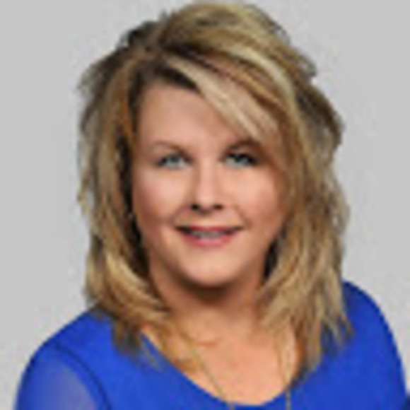 Profile Picture of Debbie Hightower (@djarico99) on Poshmark