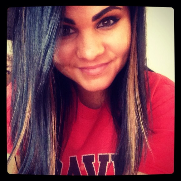 Profile Picture of Erica Fay (@ricaricafay) on Poshmark