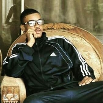 Profile Picture of Lothi Nesman Curty's Steph (@EsonoDavid) on Twitter