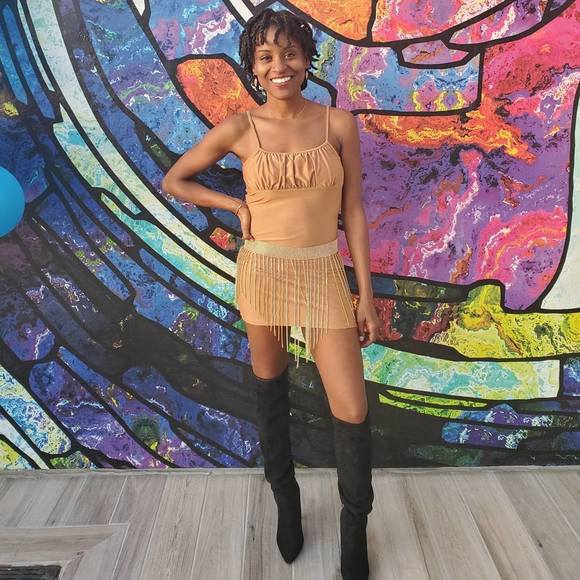 Profile Picture of Ariel Calhoun (@airsnaps) on Poshmark