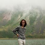 Profile Picture of Ethan Bradford Barrett (@buildingsareheavy) on Instagram