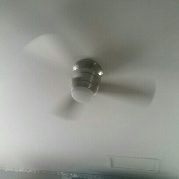 Profile Picture of James Janee (@devonte000) on Poshmark