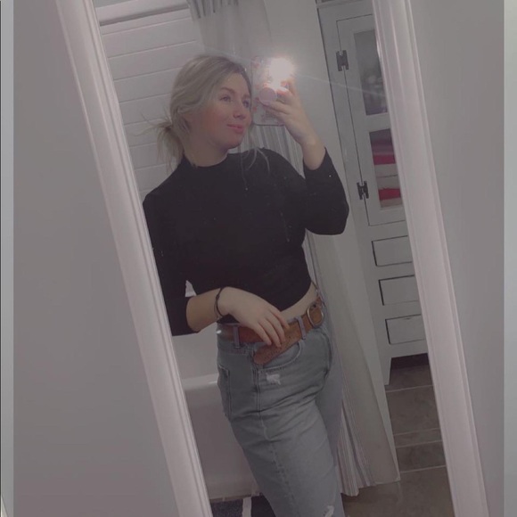 Profile Picture of Skylar Higgins (@skylar_higgins0) on Poshmark