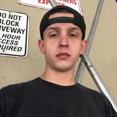 Profile Picture of Anthony Petras (@anttpetrass) on Twitter