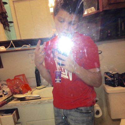 Profile Picture of @DeSa Bolts (@17637Blake) on Twitter