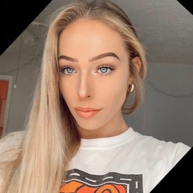 Profile Picture of Em♡ (@EmilyBearden13) on Twitter