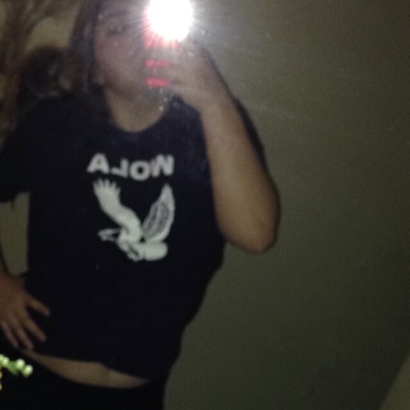 Profile Picture of Lauren Guillot (@laurennnnanne) on Poshmark