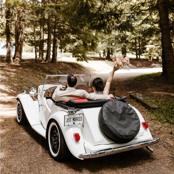 Profile Picture of Nicole Patching (@npatching) on Poshmark