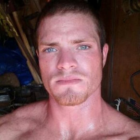 Profile Picture of Doug Yates (@yatesdoug) on Poshmark