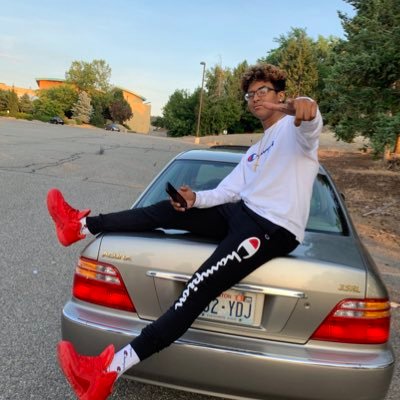 Profile Picture of Joeflow (@joe_stout344) on Twitter