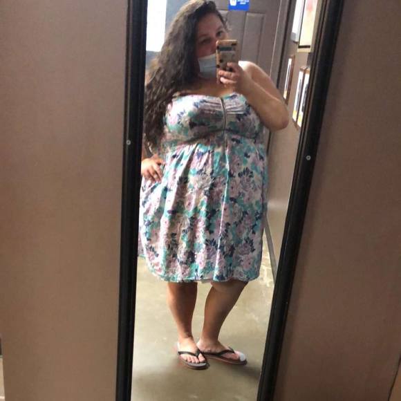 Profile Picture of Madison Chase (@madichase115) on Poshmark