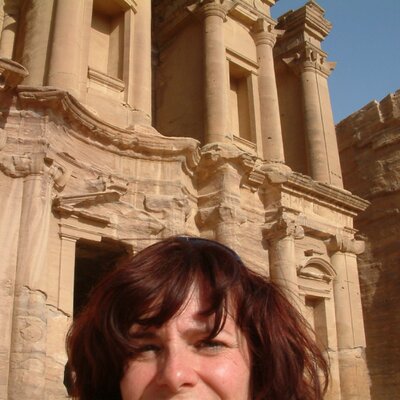 Profile Picture of Suzanne Patterson (@wrldsmyoystr) on Twitter