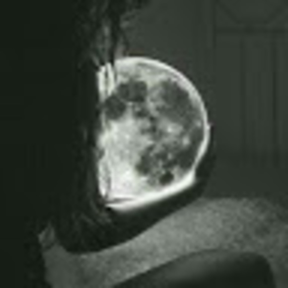 Profile Picture of Faythe P2b (@faythep2b) on Poshmark