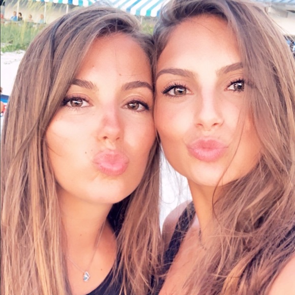 Profile Picture of Kristen Posimato (@kristenposimato) on Poshmark