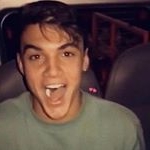 Profile Picture of sinem🎗 || f a n p a g e (@vstdolan) on Instagram