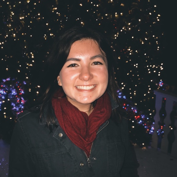 Profile Picture of Alex Milton (@anmilton4) on Poshmark