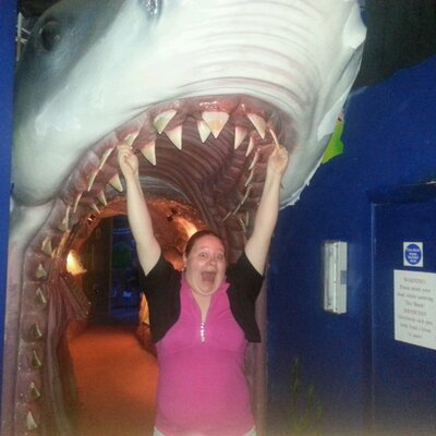 Profile Picture of Annette England (@@nettyrules1986) on Twitter