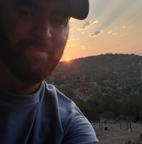 Profile Picture of Jimmie Crane (@jimmiecrane124) on Poshmark