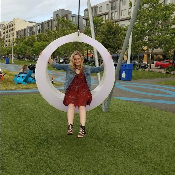 Profile Picture of Tori Budd (@fpgirl13) on Poshmark