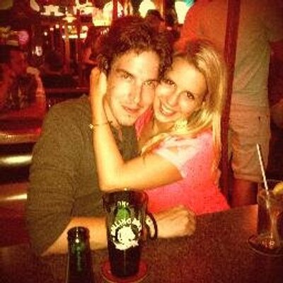 Profile Picture of Lee Farrell (@digglerLeo) on Twitter