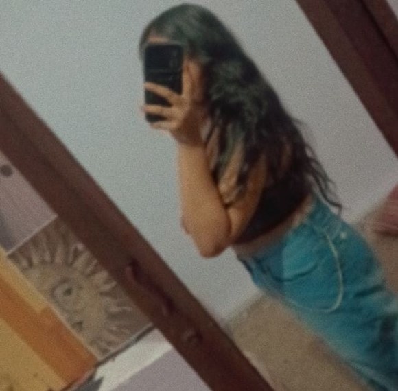 Profile Picture of Anandi Verma (@anandiverma) on Poshmark