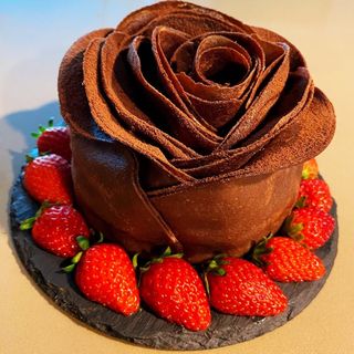 Profile Picture of Iris Ching (@irisbakescakes) on Instagram