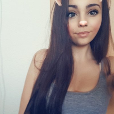 Profile Picture of Mary-Ann 🤘⚘ (@KaryMaryKey) on Twitter