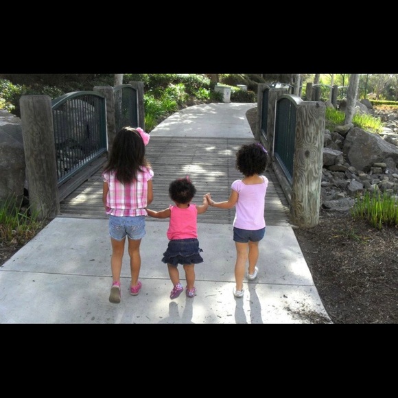 Tanya Bailey - Poshmark Profile Picture of Tanya Bailey (@baileygurl143) on Poshmark