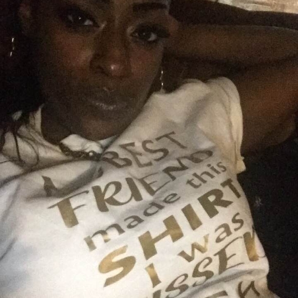 Profile Picture of Shakela Dillon (@shakelad01) on Poshmark