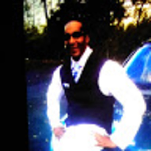 Profile Picture of Darryl Mcnair (@darrylmcnair504) on Poshmark