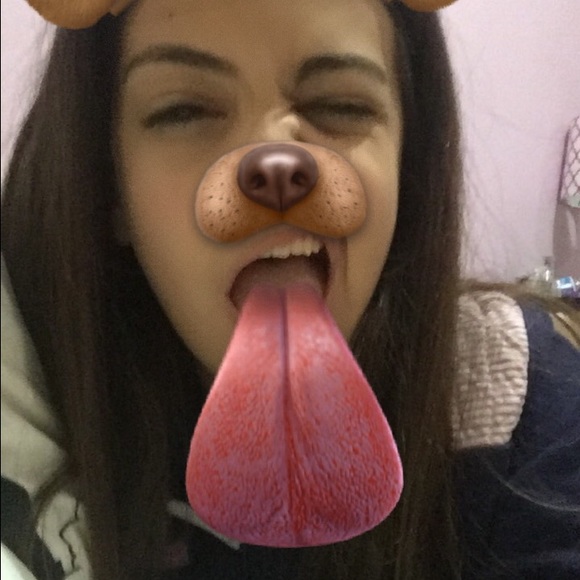 Profile Picture of Amy Albataineh (@amyalba7) on Poshmark