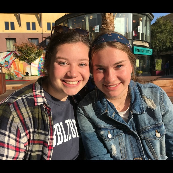 Profile Picture of Maggie Sackinsky (@magsack) on Poshmark