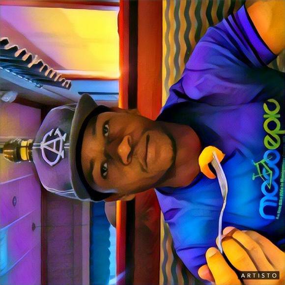 Alexander Crutchfield - Poshmark Profile Picture of Alexander Crutchfield (@alexandercrutch) on Poshmark