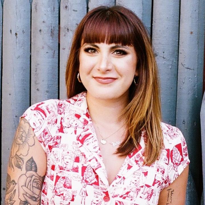 Profile Picture of Julia Singer (@juliasinger_nycrealty) on Tiktok